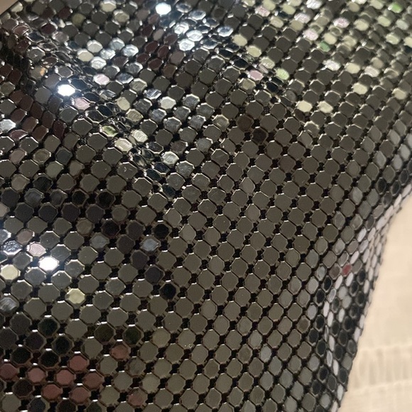 Express Y2K mesh evening clutch in black. - Picture 3 of 12
